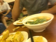 -小姜锅贴(凤凰街店)