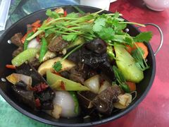 -乡土特色.冷锅鱼.牦牛肉汤锅