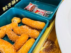 -肘子酥·天津菜·特色捞面(德云社店)