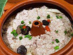 汽锅菌子肉饼-老滇山寨•云南特色菜•地方菜•民族风情歌舞表演(金碧店)