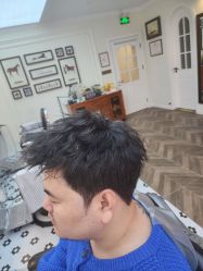 -理昂男士理发店 Barber shop