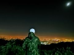 -鬼笑石后山停车场