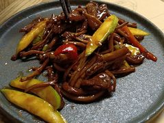 -来龙里 精致 东南亚餐室(万象城店)