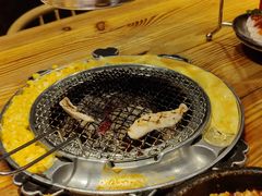 -青瓦炭韩潮烤肉(花园道店)