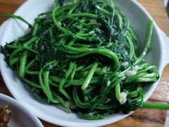 -雄伟美食(高沙中街店)