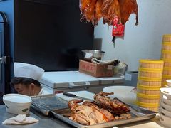-三人行骨头王火锅(长寿店)