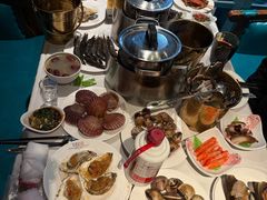 -领鲜活海鲜榴莲自助火锅(东门店)