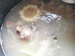 -鲁朗边巴次仁农家石锅