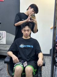 -藤野造型专业烫染接发