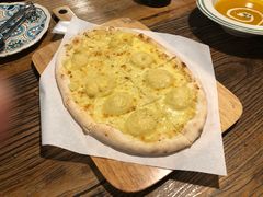-I HOLIC艾豪丽披萨(KKone店)