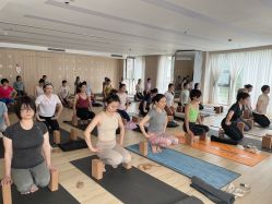 -酉嘉瑜伽YO+YOGA