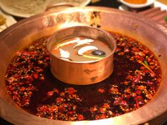 特色鸳鸯锅-老版火锅(半坡店)