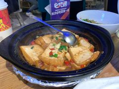 砂锅豆腐-费大厨辣椒炒肉(万家丽一店)