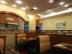 卡座-萨莉亚意式餐厅(河东万达店)