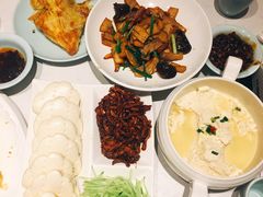 京酱肉丝夹-北李妈妈菜·海肠捞饭(高新万达店)