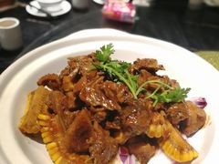 馋嘴鸭子煲-刘胖子家常菜·蹄花焖藕(中央花园店)