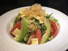 牛油果芝士风味沙拉-山葵家·创意料理(万象汇店)