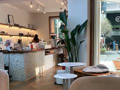 -Line 咖啡(石厦花园店)