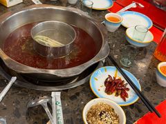 -金鼎雪山牦牛杂火锅(理县总店)