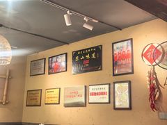 -谢老五跷脚牛肉·非遗传承店