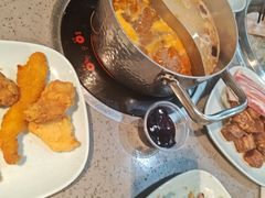 -金滏山·烤肉海鲜火锅自助(襄阳万达店)