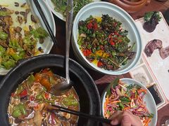 -老滇山寨•云南特色菜•地方菜•民族风情歌舞表演(金碧店)