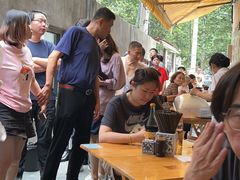 -沪西老弄堂面馆(定西路店)