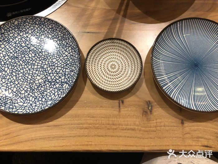 塚田农场(悠唐店)餐具摆设图片
