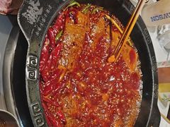 -卤校长老火锅(杨家坪直营店)