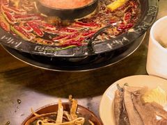 -黄潇洒老火锅(九眼桥宏济巷店)