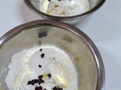 -三只小羊蛋糕DIY烘焙·拼豆·银饰(光谷店)