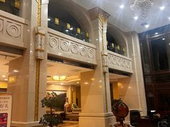 -碧中海汤泉汗蒸酒店