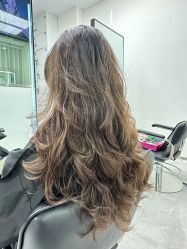 -5M HAIR SALON