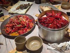 -巴厘龙虾·榜首油焖大虾(音乐学院·沿江酒馆店)