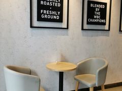 用餐区-瑞幸咖啡(荣德国际店)