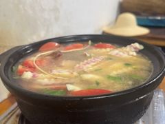 -钰洁腊排骨火锅