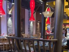 -野山舂·贵州现舂酸汤牛肉(东山店)
