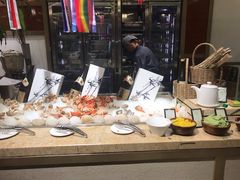 -大中华希尔顿酒店-念自助餐·嗨啤·小龙虾
