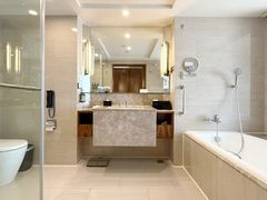 -昆明中心皇冠假日酒店