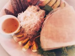 -Lanterns Vietnamese Restaurant