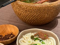 花溪牛肉粉-山石榴·贵州菜(陆家嘴中心店)
