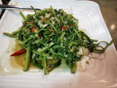 -The Dishes Seafood & Restaurant