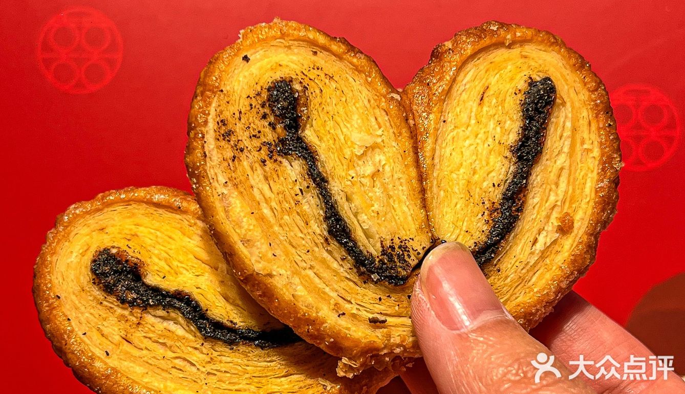 年货送礼必囤｜奇华饼家聚宝锦盒[礼物]