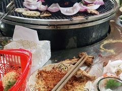 -小辣椒汤锅烧烤(温泉南街店)
