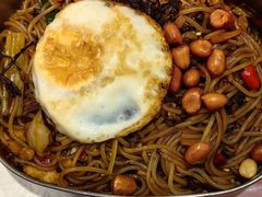 -老表记广西宵夜螺蛳鸭脚煲(东盟店)