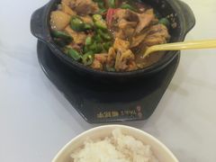 -杨铭宇黄焖鸡米饭(光谷APP广场店)