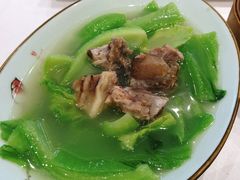 -景月阁空中食府(希尔顿酒店)