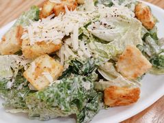 经典凯撒沙拉-城市大道红炉披萨烘焙坊