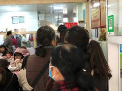 等位区-秦豫肉夹馍(骡马市总店)