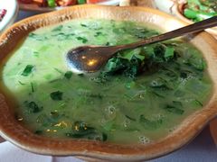 青菜钵-龙门阵茶屋川菜馆(武康路店)